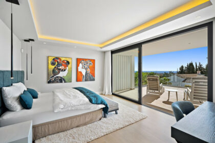 02c596b13676367468d50f09d12093b5 - 18