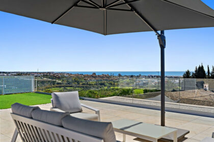 02c596b13676367468d50f09d12093b5 - 24