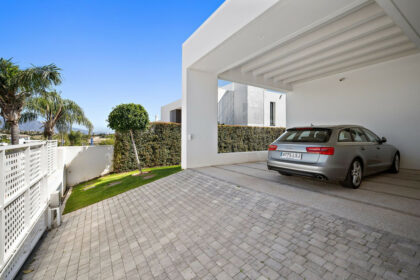 02c596b13676367468d50f09d12093b5 - 53