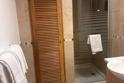 0315be0fa83fe5aa5ee42a946e552e5f - 6