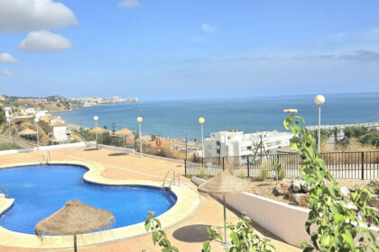 0356c0b920da42bcf403d4b1dc5c4c90 - 19