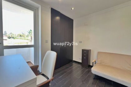 037e0391611ad741f609257c4c27d6fc - 14