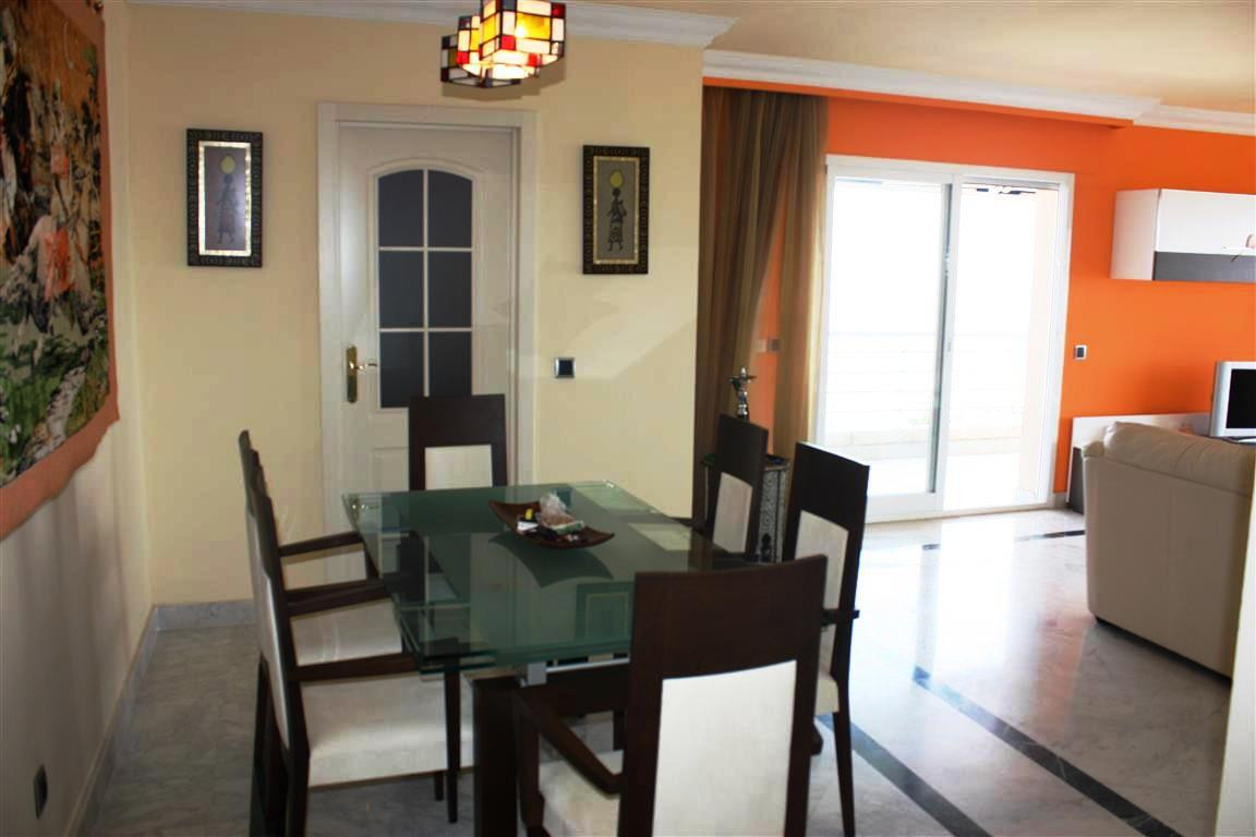 043ed4c53085f0f0df0b8c2fad83a928 - 22