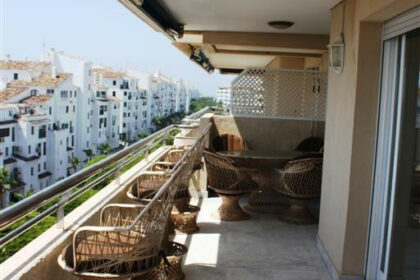 043ed4c53085f0f0df0b8c2fad83a928 - 8