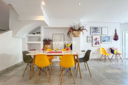 0538be55f2544e05660bd3760e31bf2f - 23