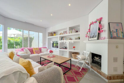 0538be55f2544e05660bd3760e31bf2f - 25