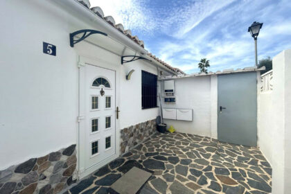 0578ce8d8d540bc9289bbaccebcd9cab - 15