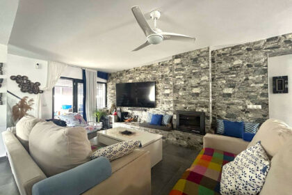 0578ce8d8d540bc9289bbaccebcd9cab - 2