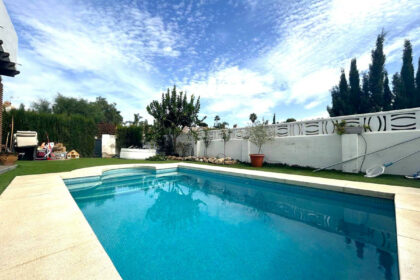 0578ce8d8d540bc9289bbaccebcd9cab - 20