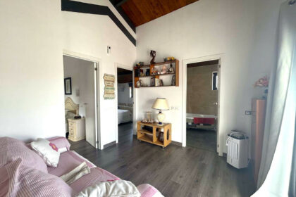 0578ce8d8d540bc9289bbaccebcd9cab - 21