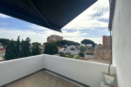 0578ce8d8d540bc9289bbaccebcd9cab - 29