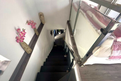 0578ce8d8d540bc9289bbaccebcd9cab - 31