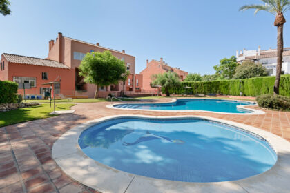 05ac854788c8d26896fdfdf36cf23059 - 15