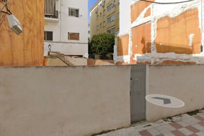 05cb9140c4f0be51e75971cf79da6447 - 9