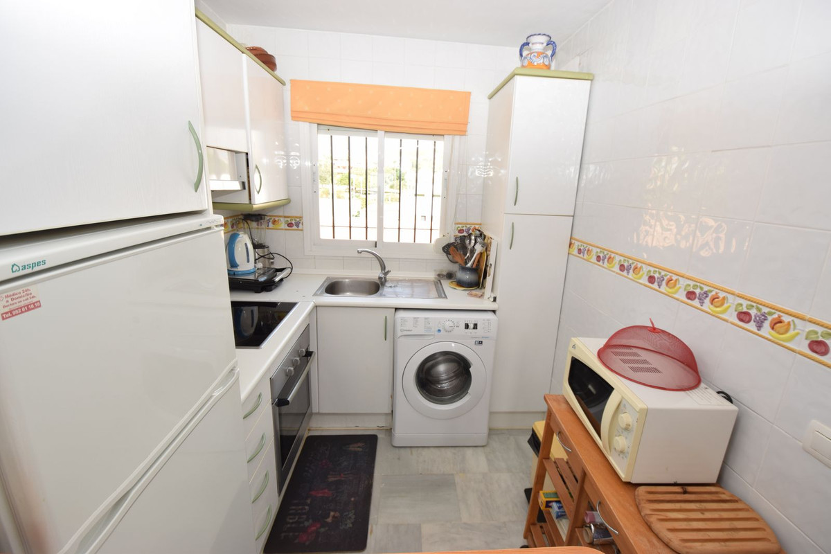 06079e9e793febb2352cdd1d6efbc8f3 - 9