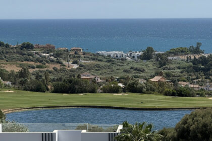 063f4625ad5efe7142af400941e30c10 - 1