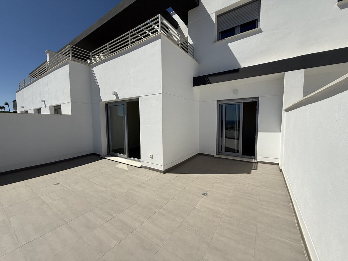 063f4625ad5efe7142af400941e30c10 - 15