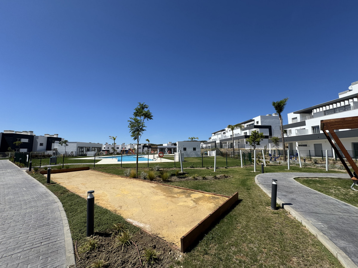 063f4625ad5efe7142af400941e30c10 - 24