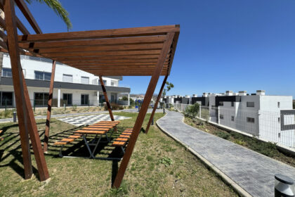 063f4625ad5efe7142af400941e30c10 - 25