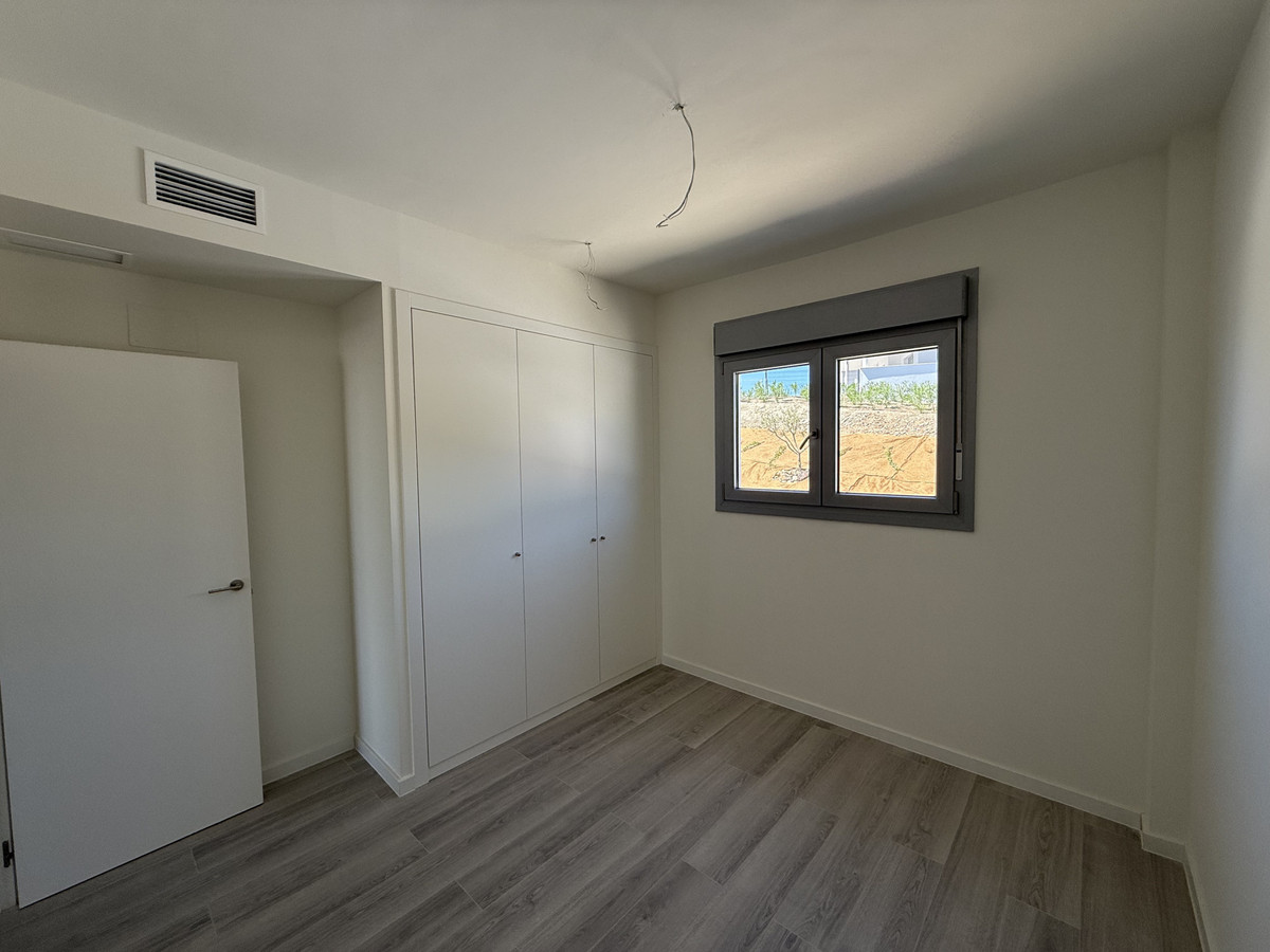 063f4625ad5efe7142af400941e30c10 - 6