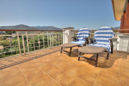 068a21bf17a430da1834e739139e6433 - 18