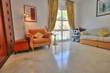 068a21bf17a430da1834e739139e6433 - 23