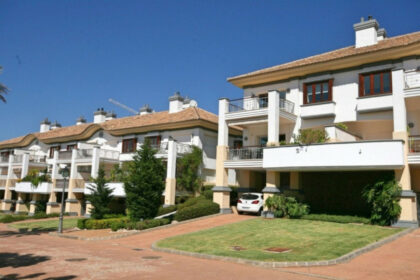 068a21bf17a430da1834e739139e6433 - 28