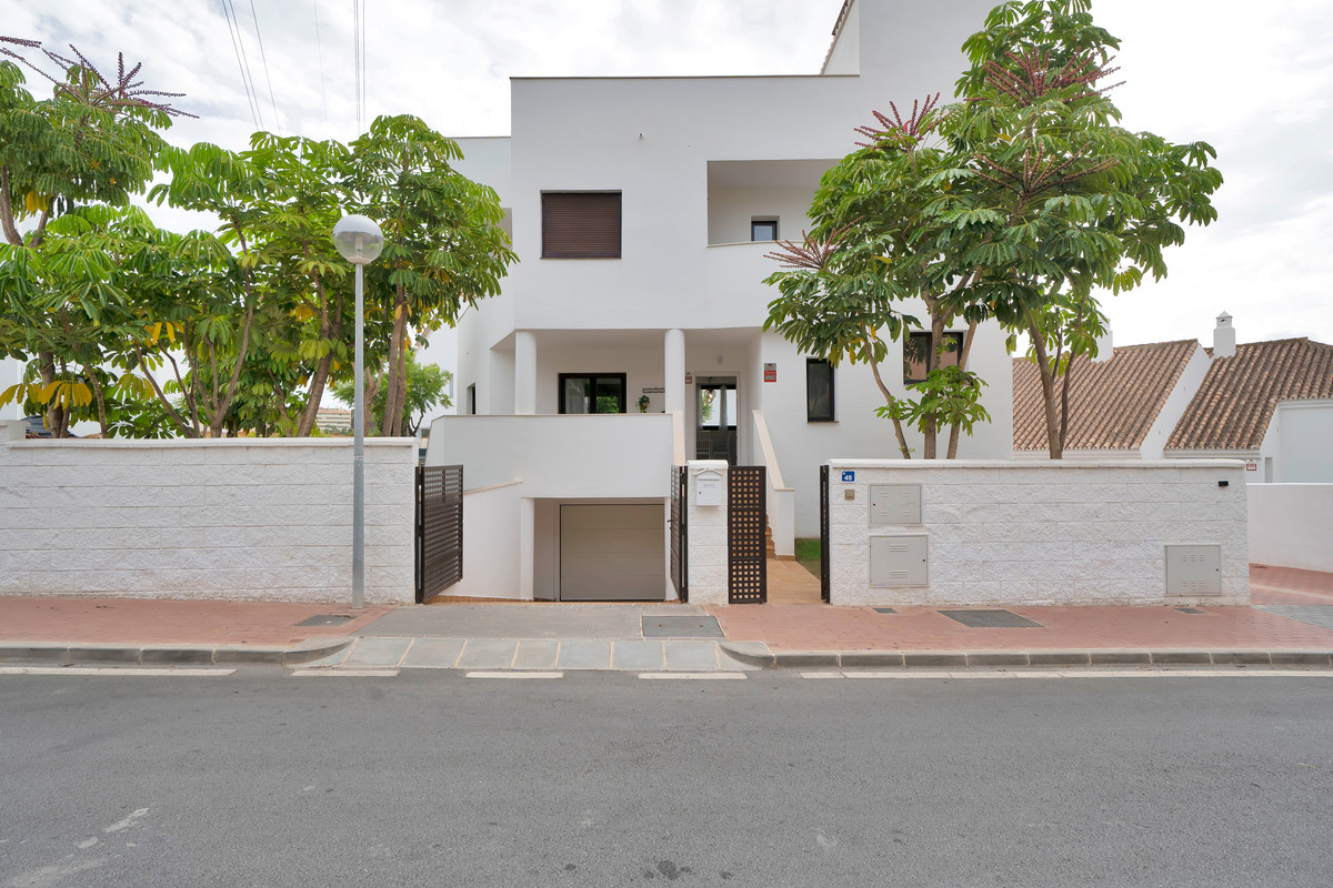 074b82800d723b74255c5e8f875d65a9 - 40