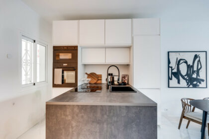 076ac84a065045d76541d8c9d87fc451 - 8