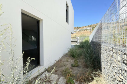 07c1d30f3b8f25f2ca669e2d0bfa05d3 - 30