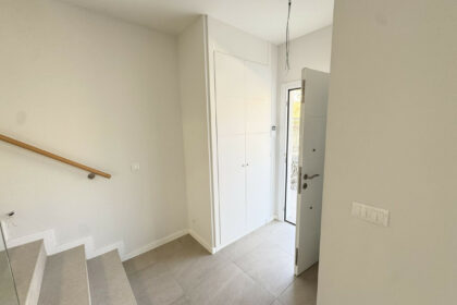 07c1d30f3b8f25f2ca669e2d0bfa05d3 - 8