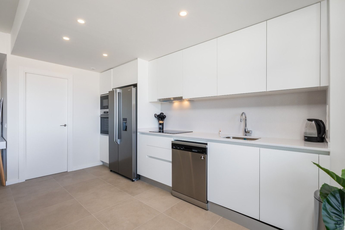 08d3edc7cdfaee23791dd5d487100a23 - 10