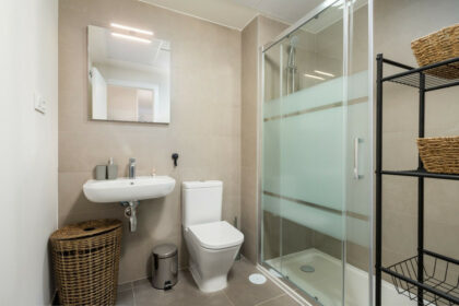 08d3edc7cdfaee23791dd5d487100a23 - 12