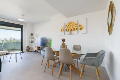 08d3edc7cdfaee23791dd5d487100a23 - 2