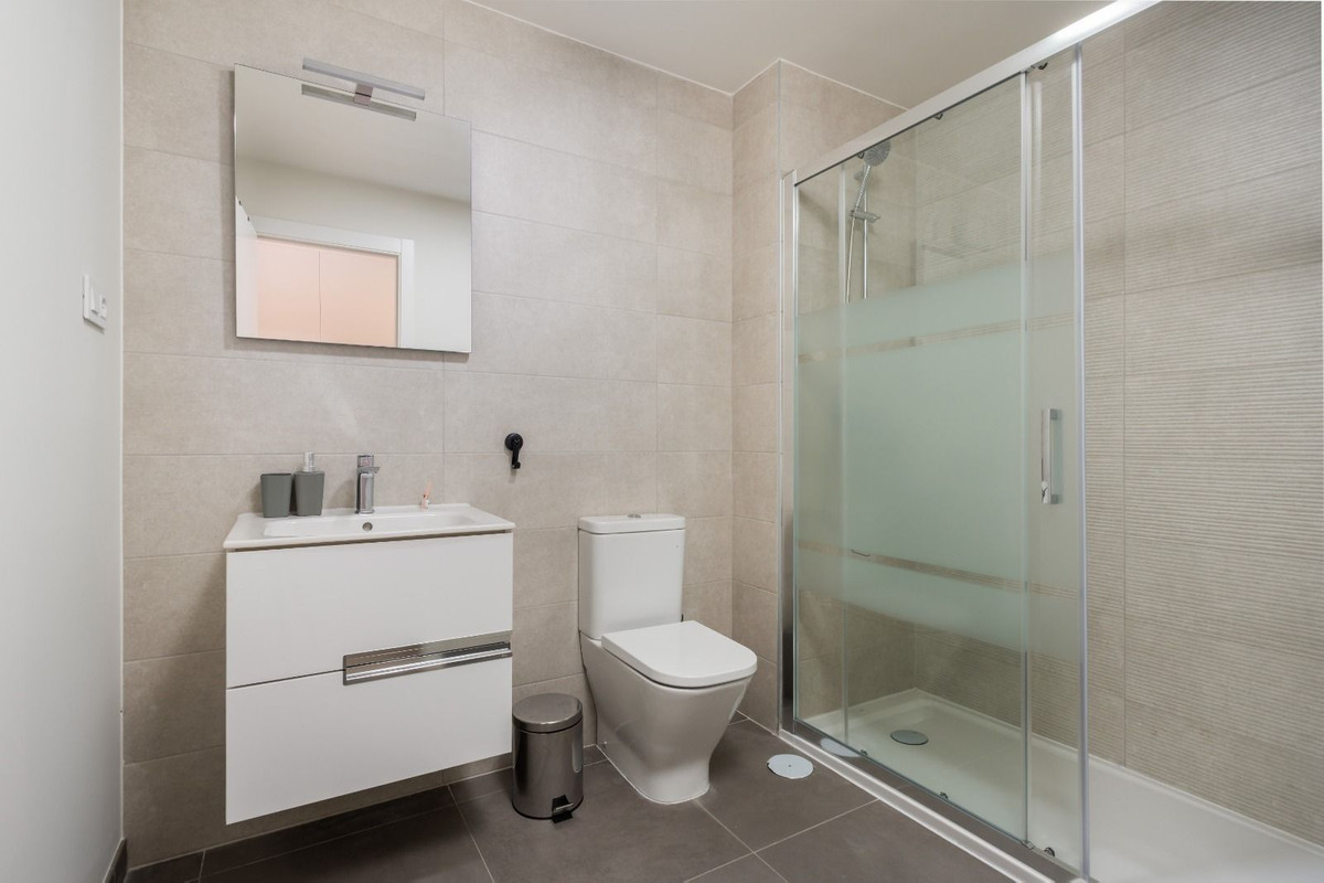 08d3edc7cdfaee23791dd5d487100a23 - 31