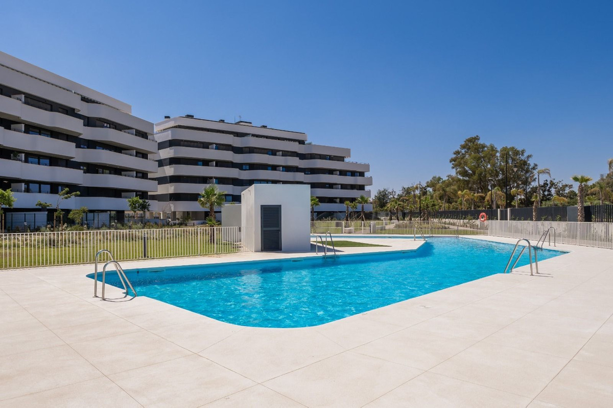 08d3edc7cdfaee23791dd5d487100a23 - 33