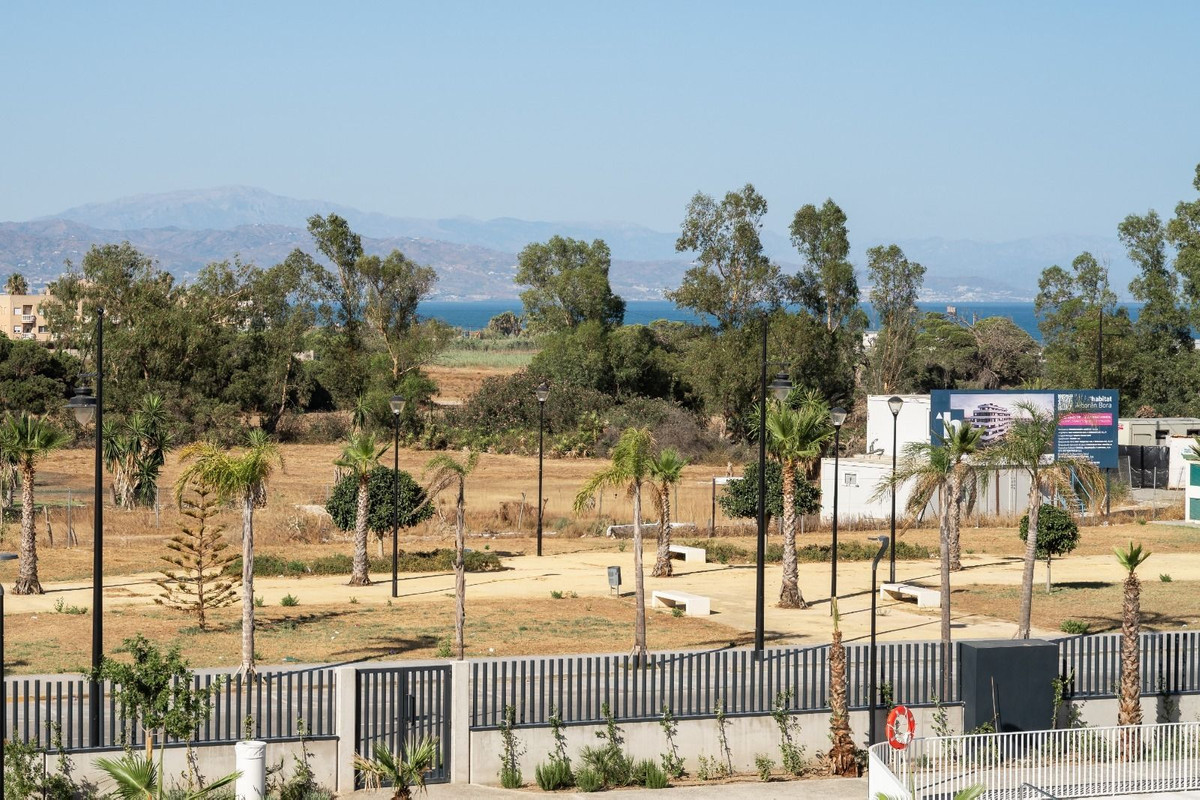 08d3edc7cdfaee23791dd5d487100a23 - 37