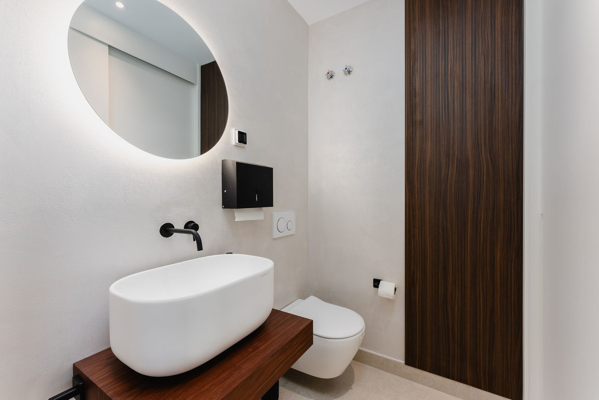 09a7fac84efbbfade69d0190e4f30dfc - 25