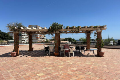 0a23702008c2377ee54234e9cece0213 - 14