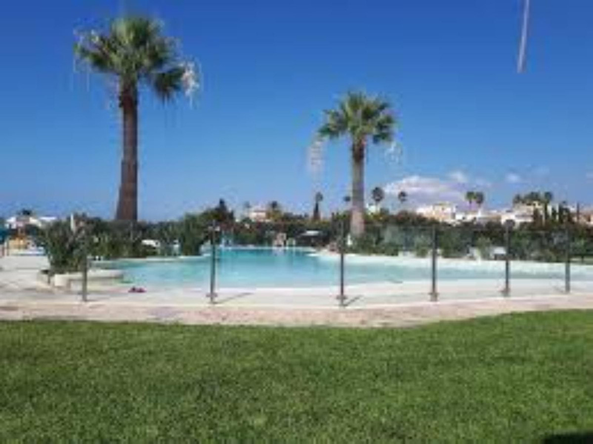 0a6f28210babf9b9ca57dda0e945dc91 - 14