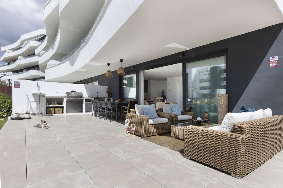 0adb5d0dce477c983bab76a55dd90dcf - 20