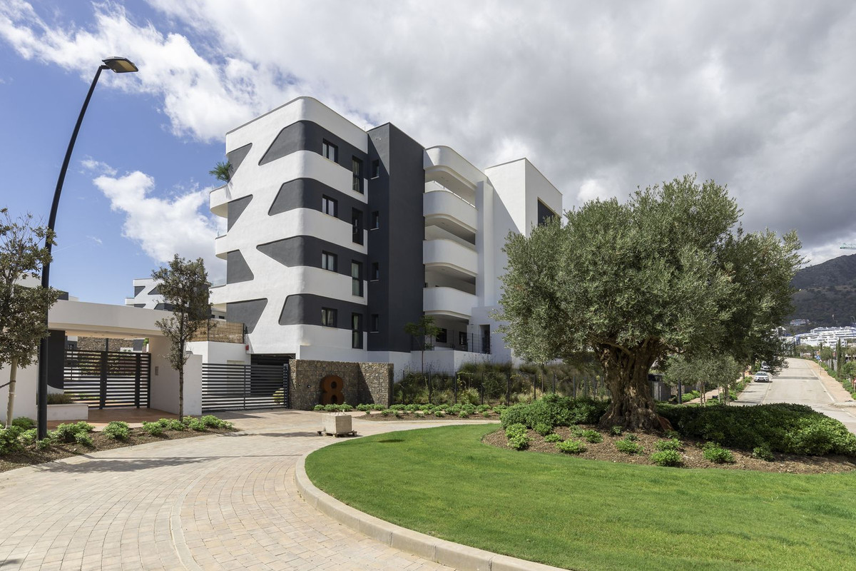 0adb5d0dce477c983bab76a55dd90dcf - 28