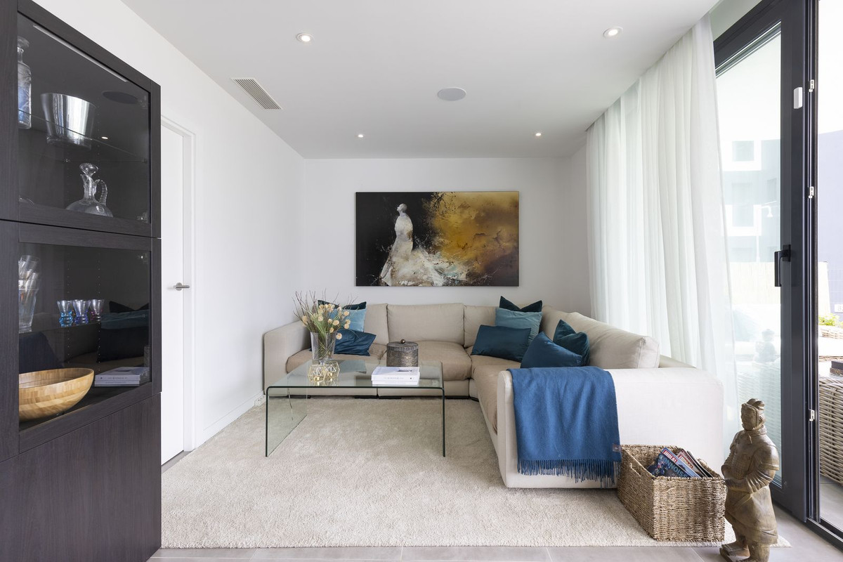 0adb5d0dce477c983bab76a55dd90dcf - 3