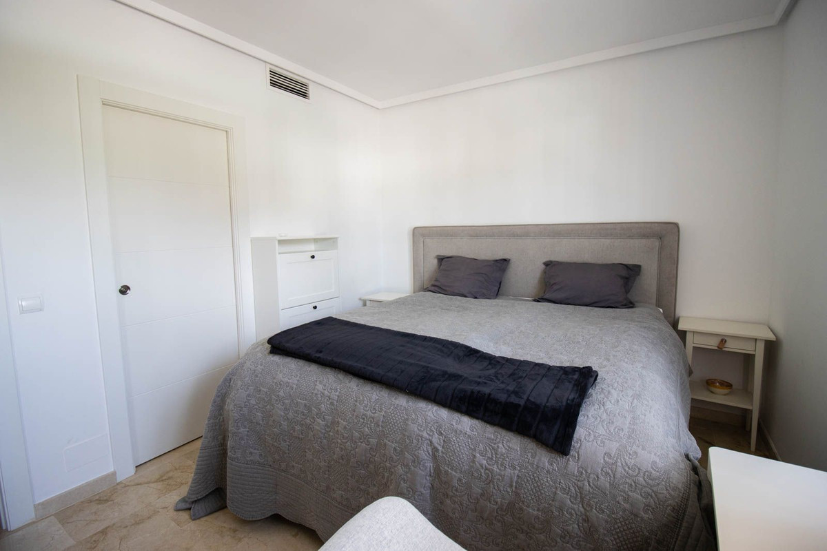 0b14548a58d63f0ec28ef4783d653025 - 14