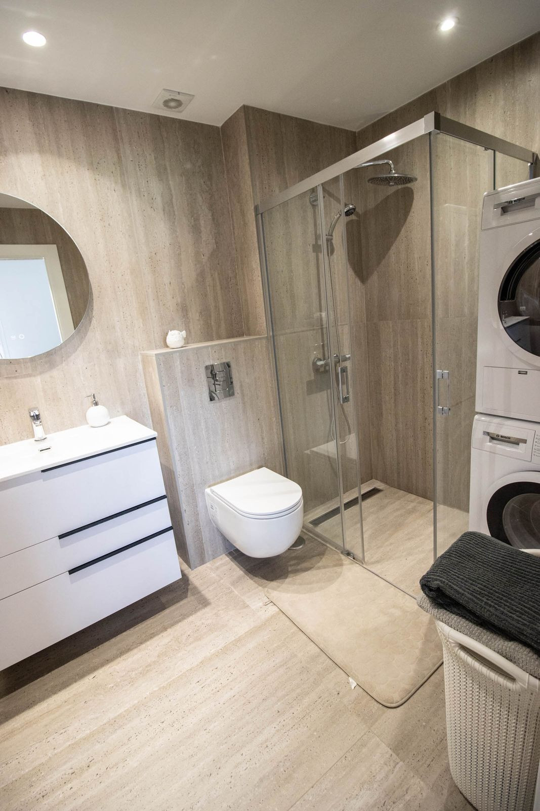 0b14548a58d63f0ec28ef4783d653025 - 15