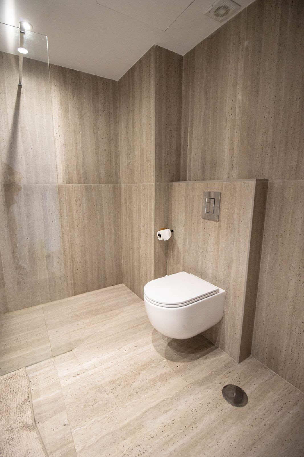 0b14548a58d63f0ec28ef4783d653025 - 19