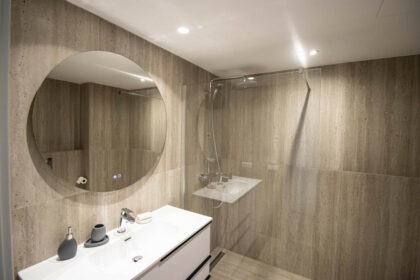 0b14548a58d63f0ec28ef4783d653025 - 20