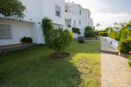 0b14548a58d63f0ec28ef4783d653025 - 23