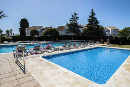 0b14548a58d63f0ec28ef4783d653025 - 25