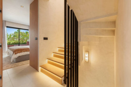 0b2b72d1d663bb2aec3150238981b303 - 14